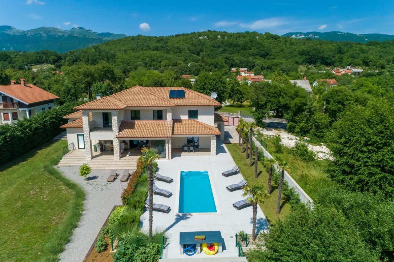 Villa Palma With Heated Private Pool Podhum Екстериор снимка
