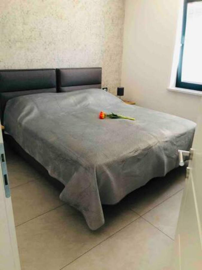 Villa Palma With Heated Private Pool Podhum Екстериор снимка